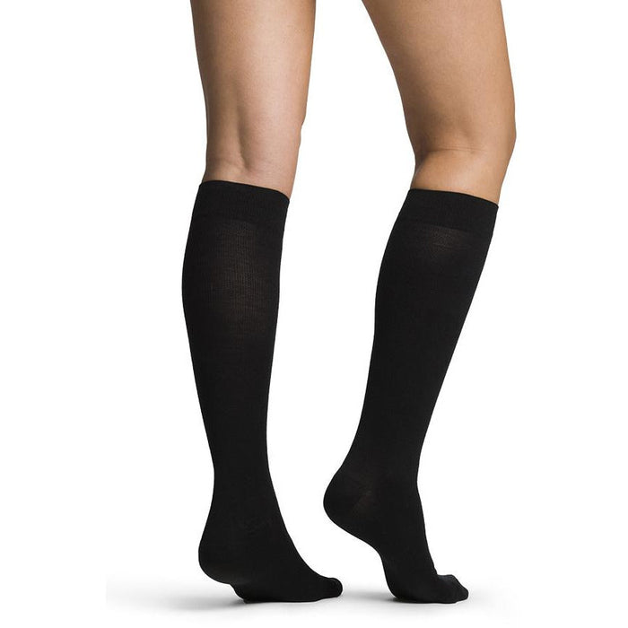 Sigvaris All-Season Merino Wool Women's Knee High 15-20 mmHg, Black